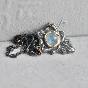 aquamarine necklace with diamonds