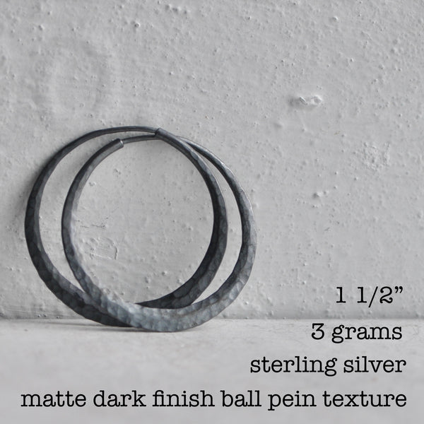 dark silver hoop with ball pein texture endless style